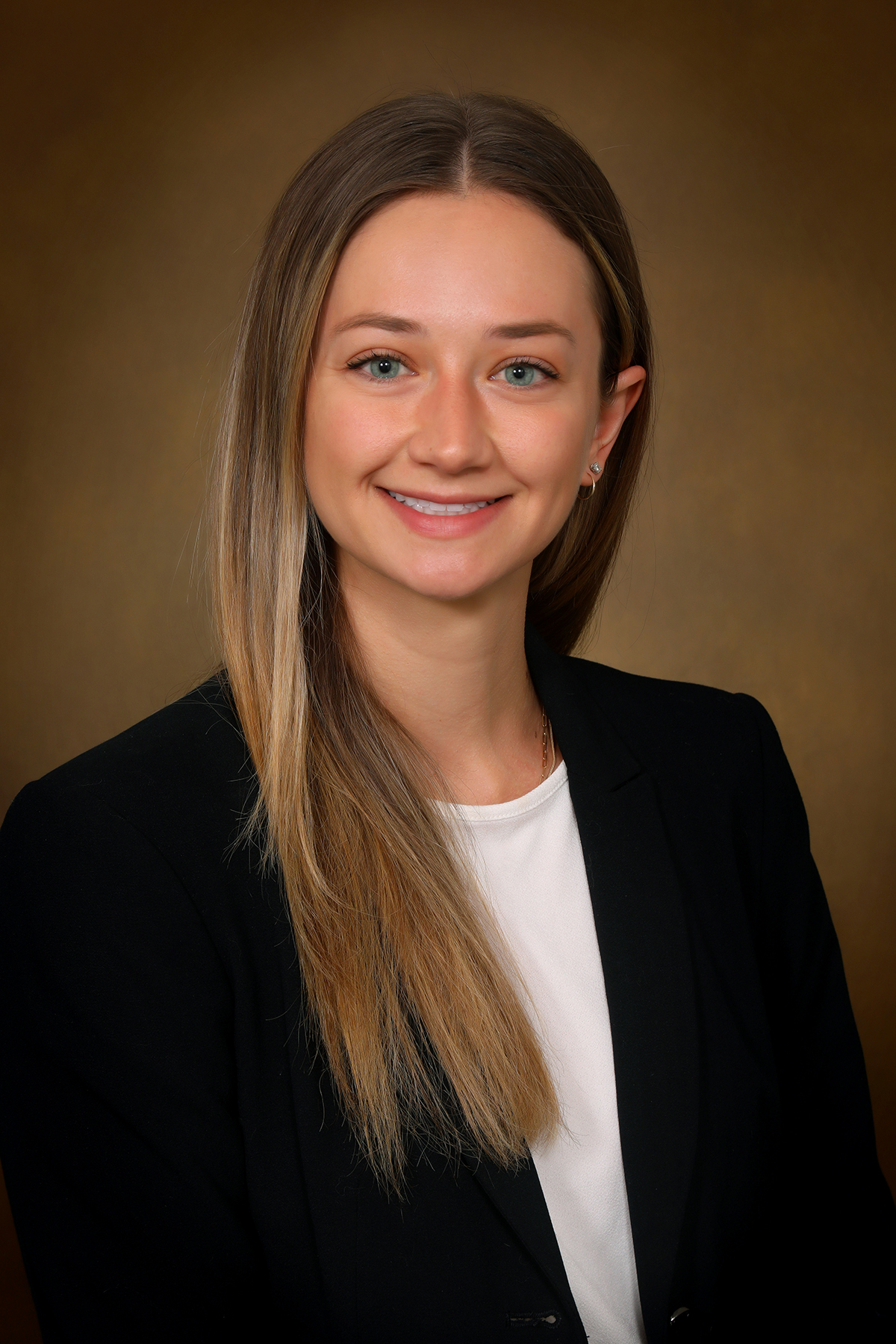 Professional Headshot for Taylor Allenby, MD