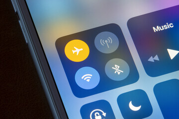 Bluetooth is seen disabled on iPhone with Wi-Fi switched on at the same time.