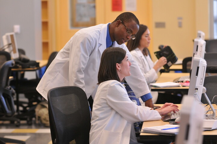 CUA_students_0964-720x478-d9c1f650-5d7f-4812-b5ac-5ea22acf58c3