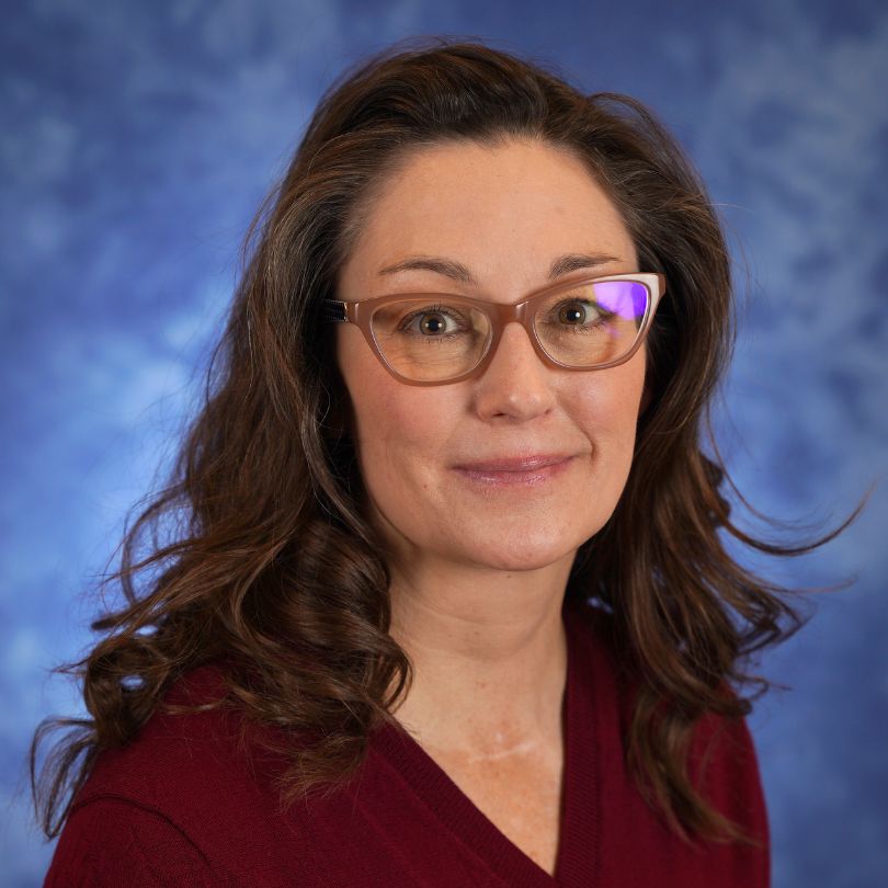 Cari Levy headshot