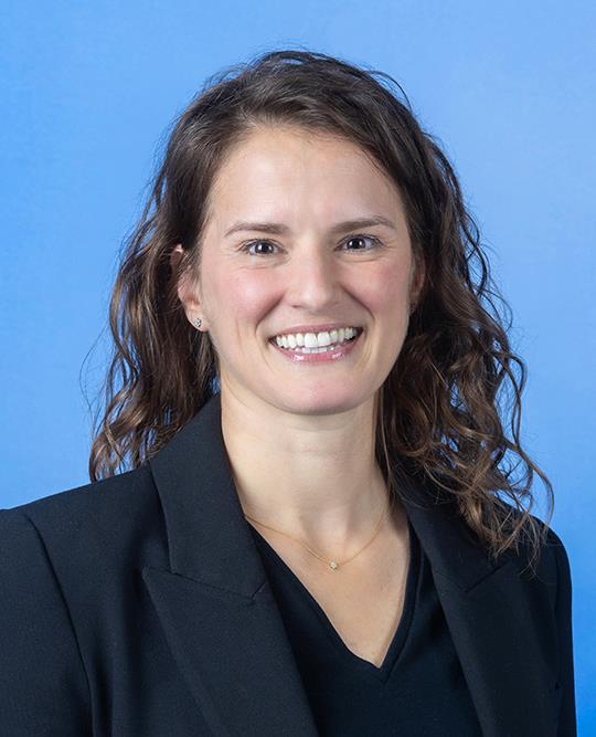 Danielle Barber Headshot