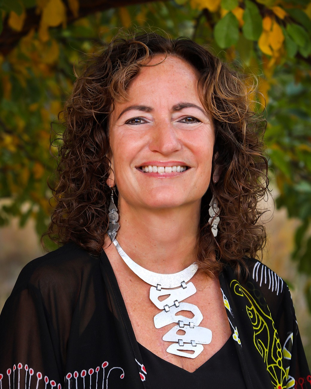 Julia Promisel Cooper's headshot