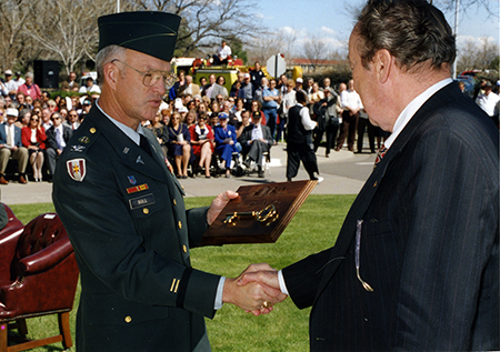 1997 last of fitz - key handed over by military