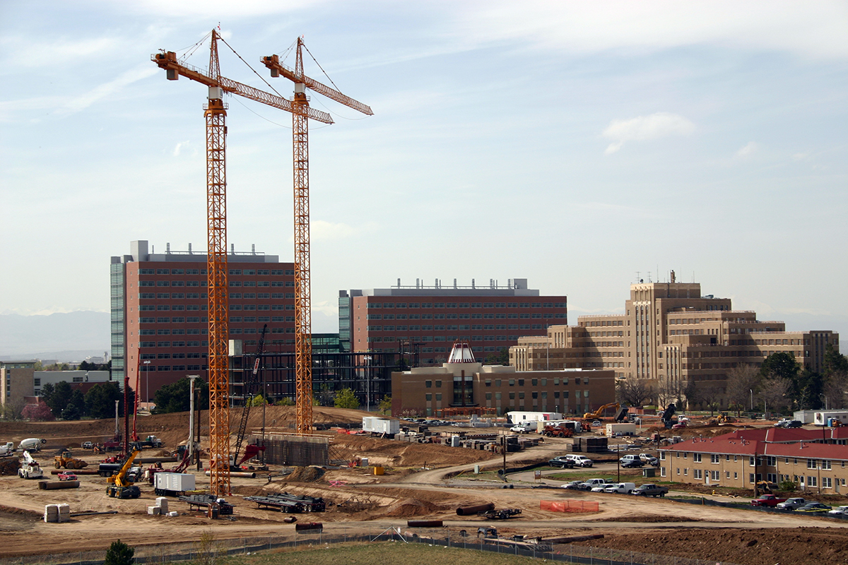 early photo of new CU construction at Fitzsimons with cranes