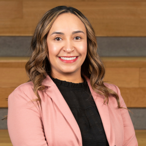 Sindy Gonzalez Headshot