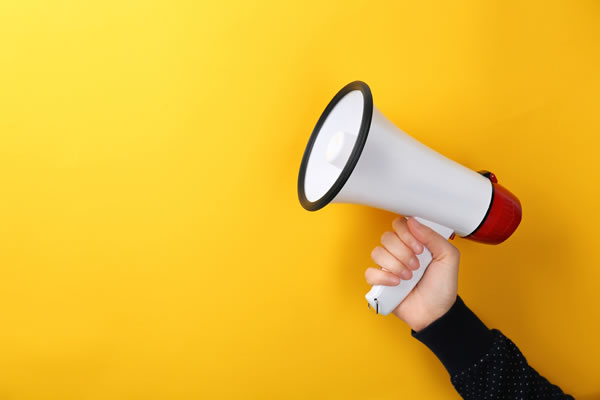Communications (600 x 400)