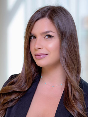 Serena Younes