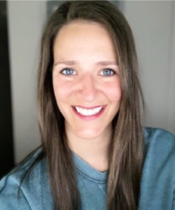 Picture of Courtney Koelsch