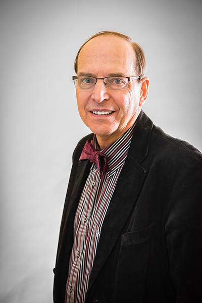 Bennie Lindeque, MD