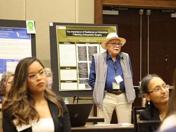 2022_Research_Symposium_076