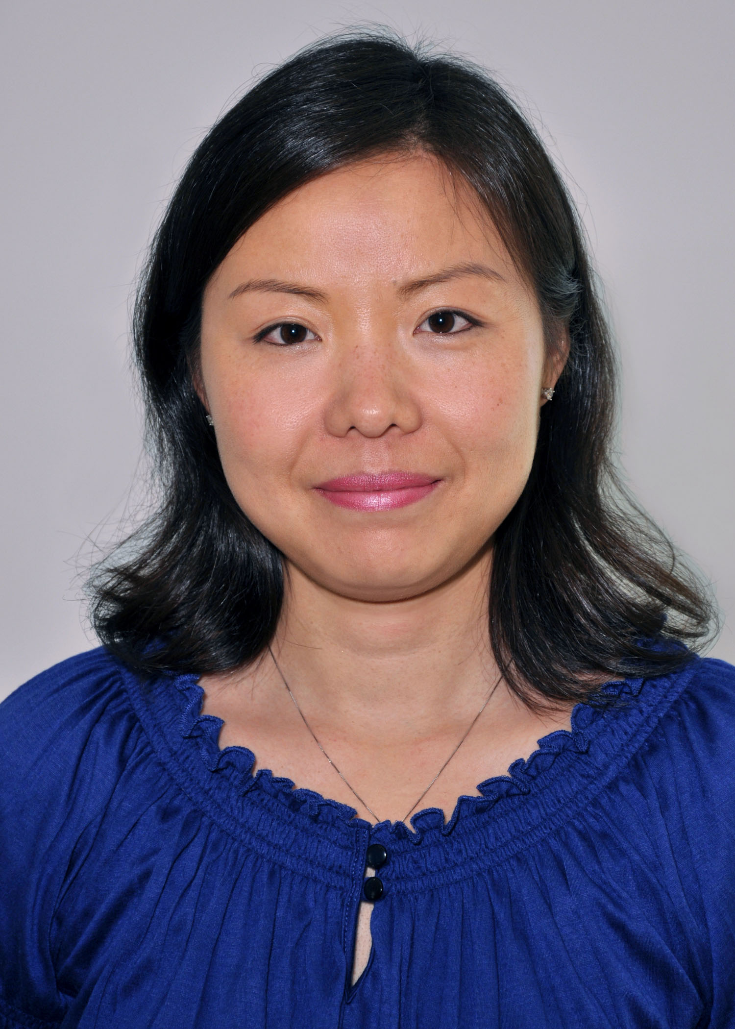 Zhang_Lian_2012_R_WEB