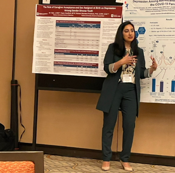 dei Student giving poster presentation