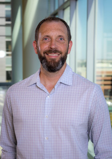 Robert Dietz Headshot