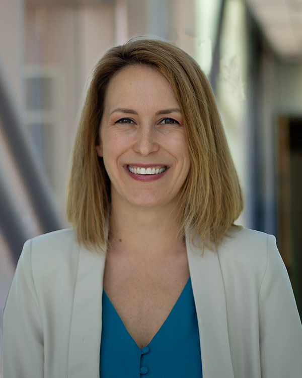Profile Photo of Stephanie Baker