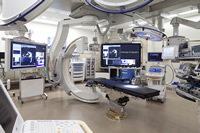 hybrid-operating-room-1-small